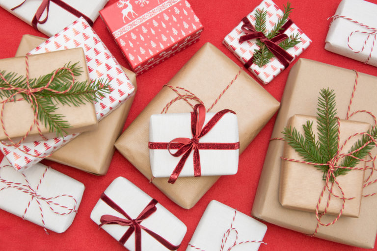 Christmas wrapping paper & gift bags